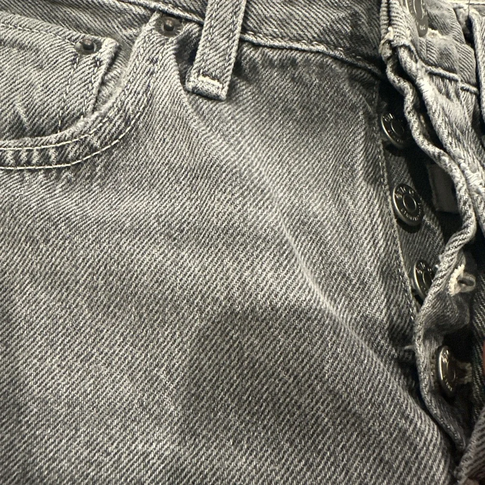 ETICA Women Size 25 Brandy Long Organic Cotton Button Fly Denim Shorts Gray
